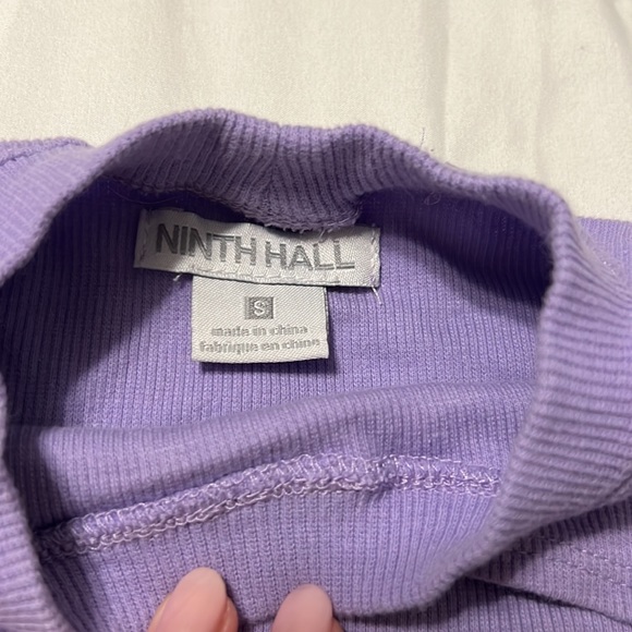 Purple crop top with key hole cut out ribbed small - Picture 2 of 2